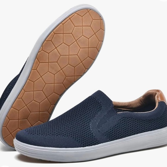 Men’s slip-on mesh shoe . - Picture 2 of 6